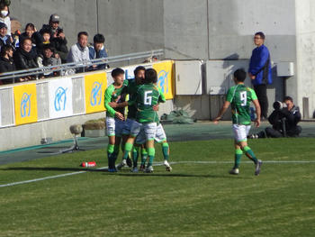 青森山田の先制点直後