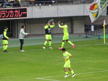 ソロモンのゴール直後