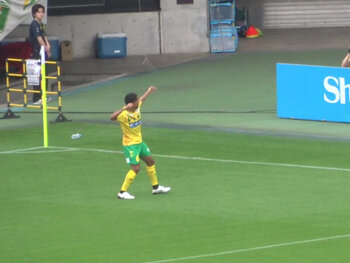 エドゥアルドのジェフ三唱