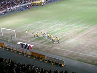 試合終了後の挨拶をする選手たち