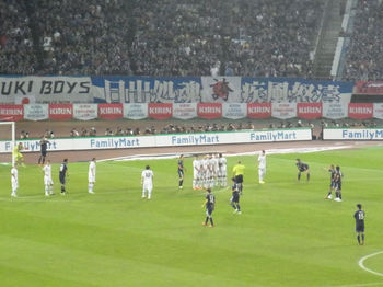 FKから本田が狙う