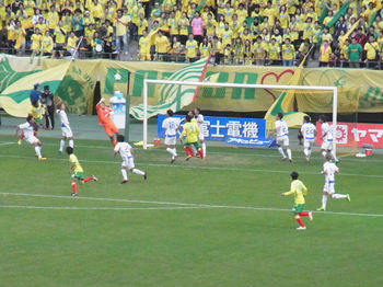 ジェフの前半のCKのチャンス