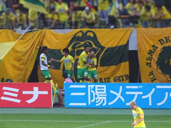 エウトンのゴール直後