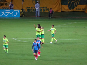 矢田のゴール直後